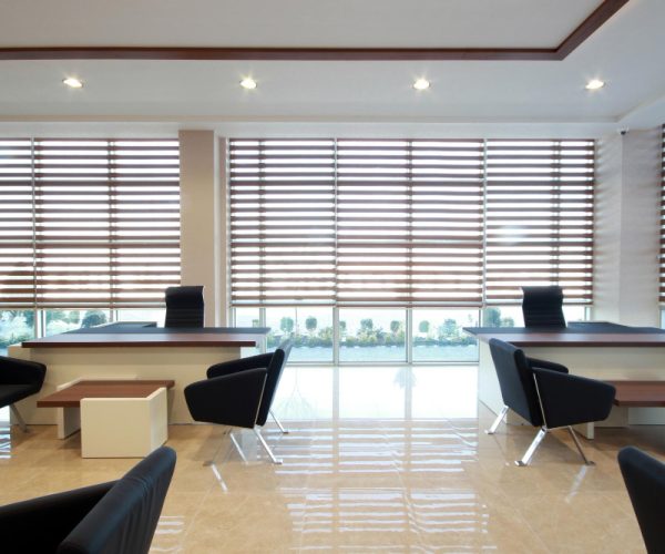 modern-office-space-office-tables-chairs